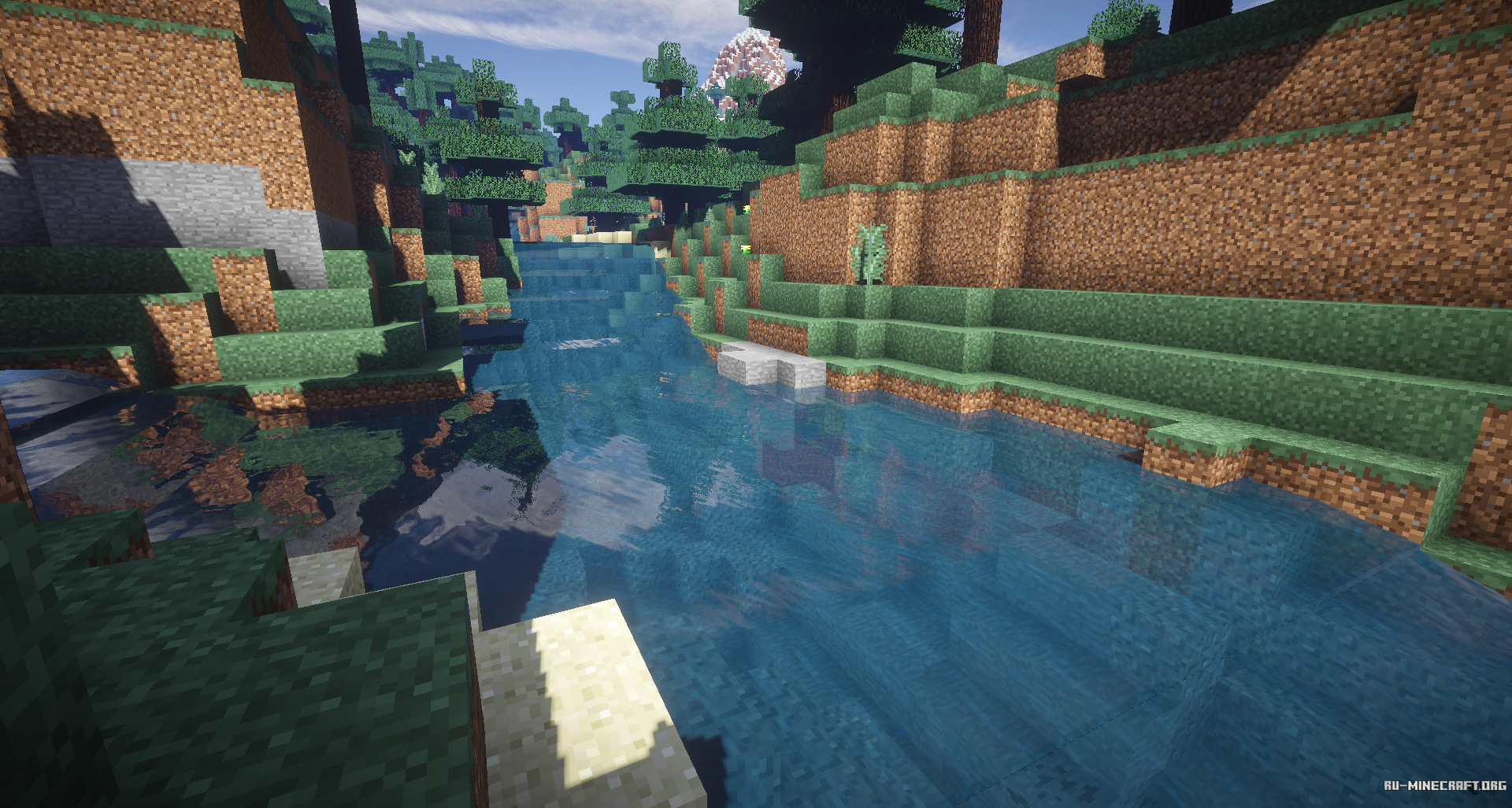 Minecraft реалистичность. Май река. Моды на майнкрафт. Река майнкрафт. Мод на реалистичную воду.